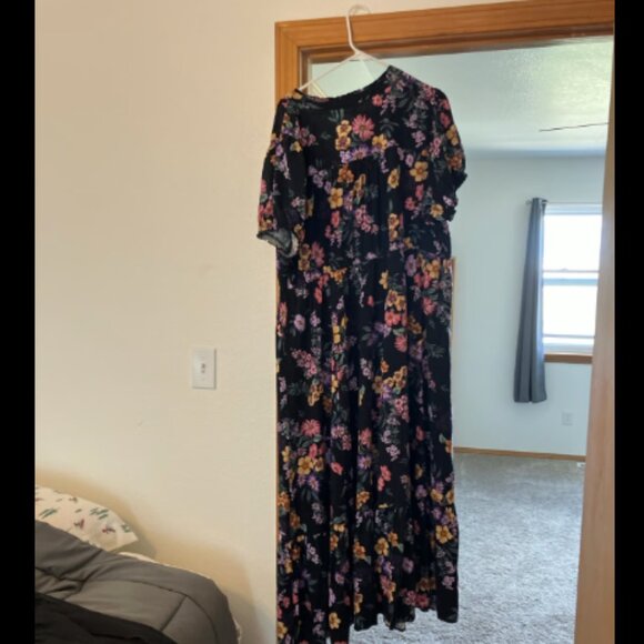 ❤️3/$12 Torrid size 3X Floral Dress Gorgeous - Picture 6 of 6